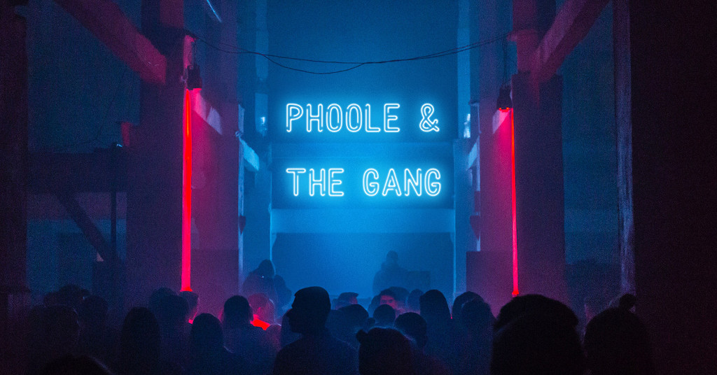 Phoole & the Gang Show #304