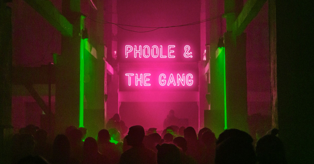 Phoole and the Gang 504b
