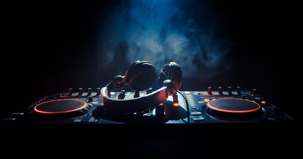Radio4Ravers - 65